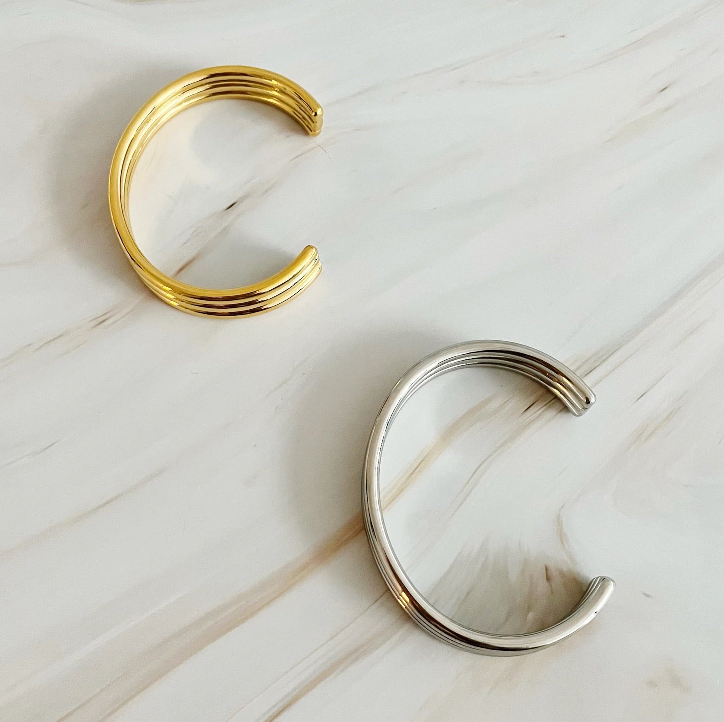 So Chic Open Bangle-4