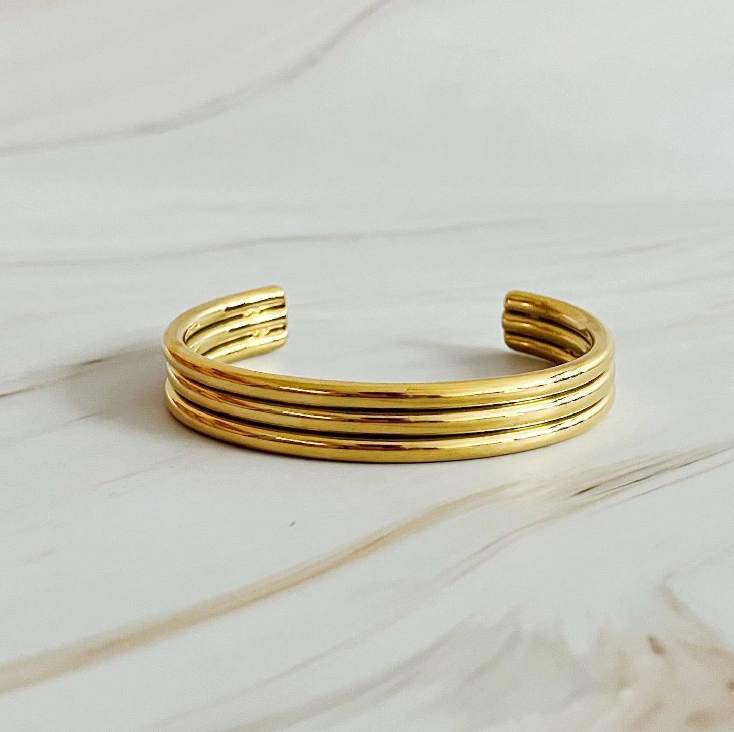 So Chic Open Bangle-2