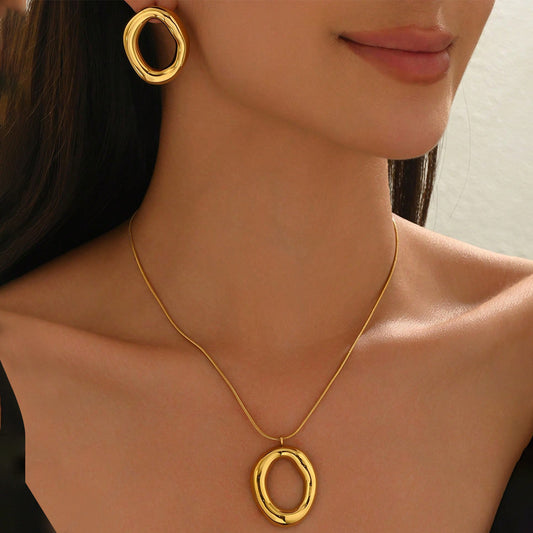 Oval Statement Set